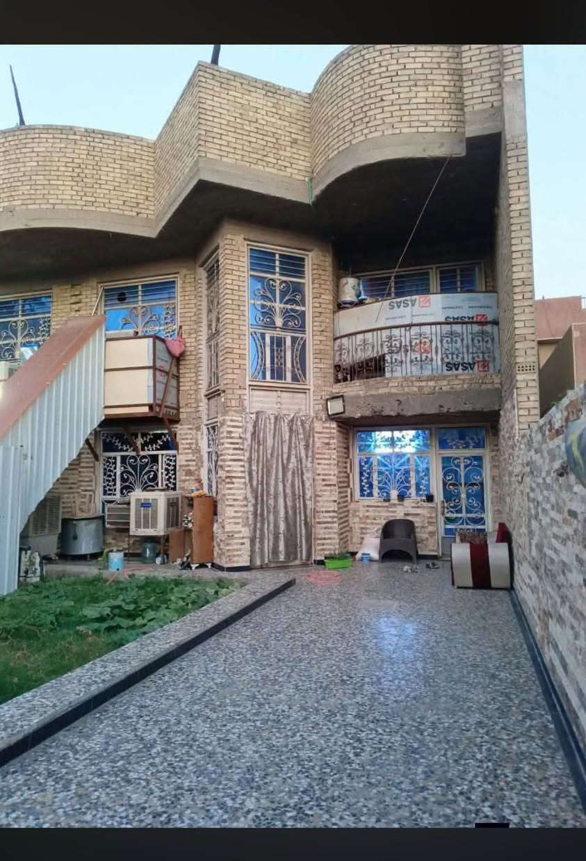 دار للبيع • ٢٨٠م • ٦ غرف