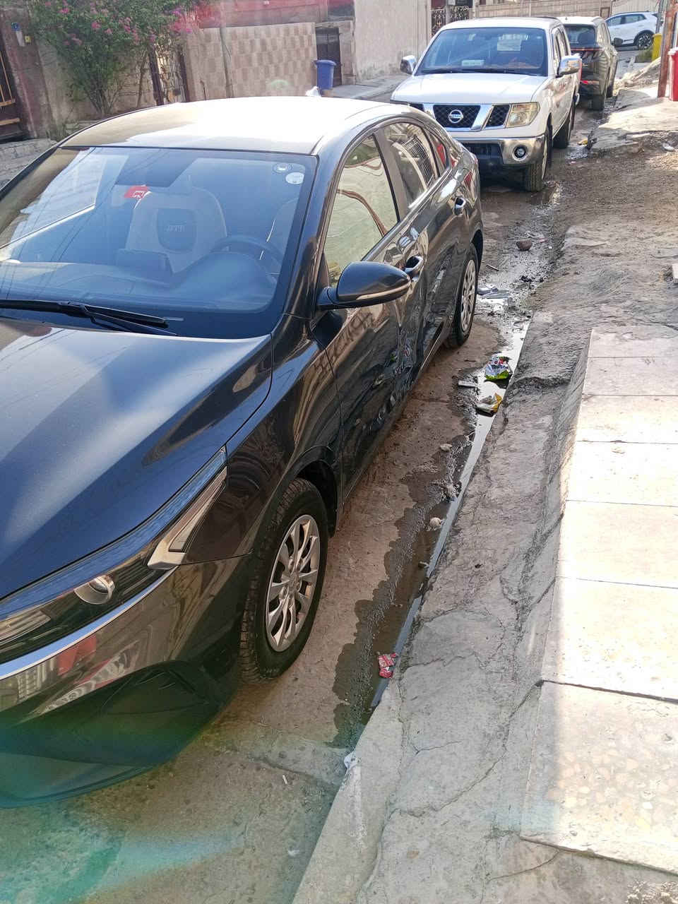 كيا سيراتو 2022 بيهة اربع قطع صبغ فقط  صفحة الايمن ضربه باب السائق
رقم اربيل 

المواصفات

مكينة 1600 دووش

فوول تحكم ستيرن
شاشة كبيرة 
كامرا خلفيه
UBS
 قطعتين تبريد
3 وضعيات قيادة

اللاستفسار ***********
