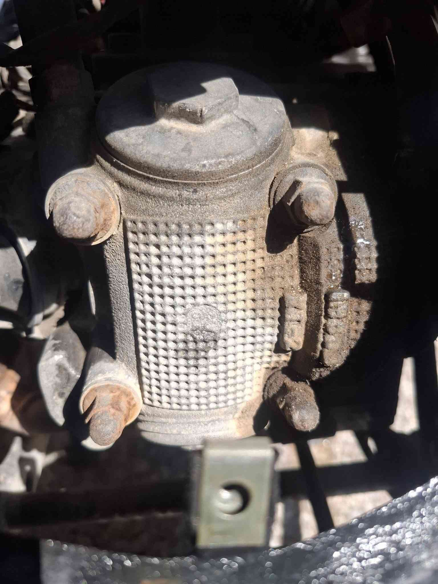 ببغاء محرك مكفول كفرات تجاريه محرك اخرس ناعم اشاير لايت شغالات تايرات جدد السعر 750 بيهه مجال قليل بغداد الامين الثانيه ***********
