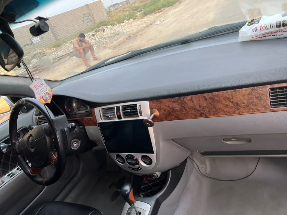 اوبترا • ٢٠٠٥ • اور طالبية