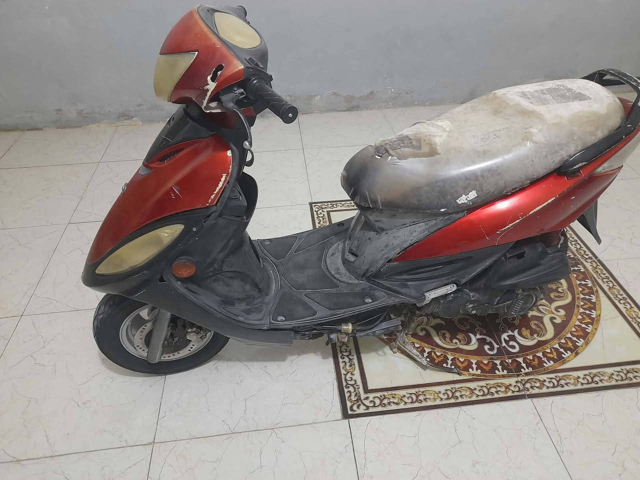 سلام عليكم دراجه حلوه ونضيفه للبيع  مفتوحه مره وحده خاص مامفتوح *********** مكانه نجف
