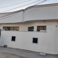 عندي بيت مساحه 100متر واقع حال 110 سند 25 طابو زراعي يحتوي على غرفتين ...