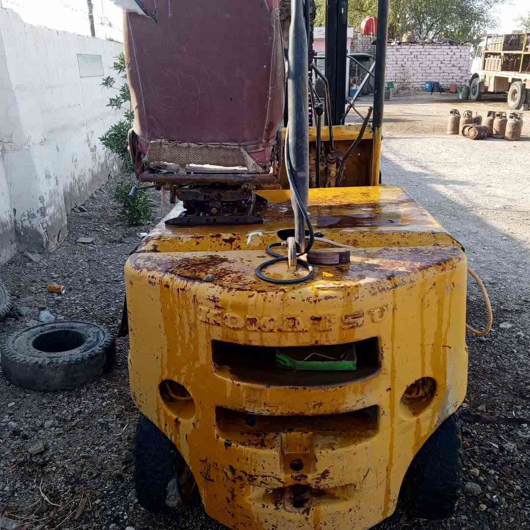 السلام وعليكم رافعه شوكيه لبيع سعر مليون 500وبيه مجال لشراي مكانهه واسط كوت بيع كوم حديد عاطله الستفسار ***********
