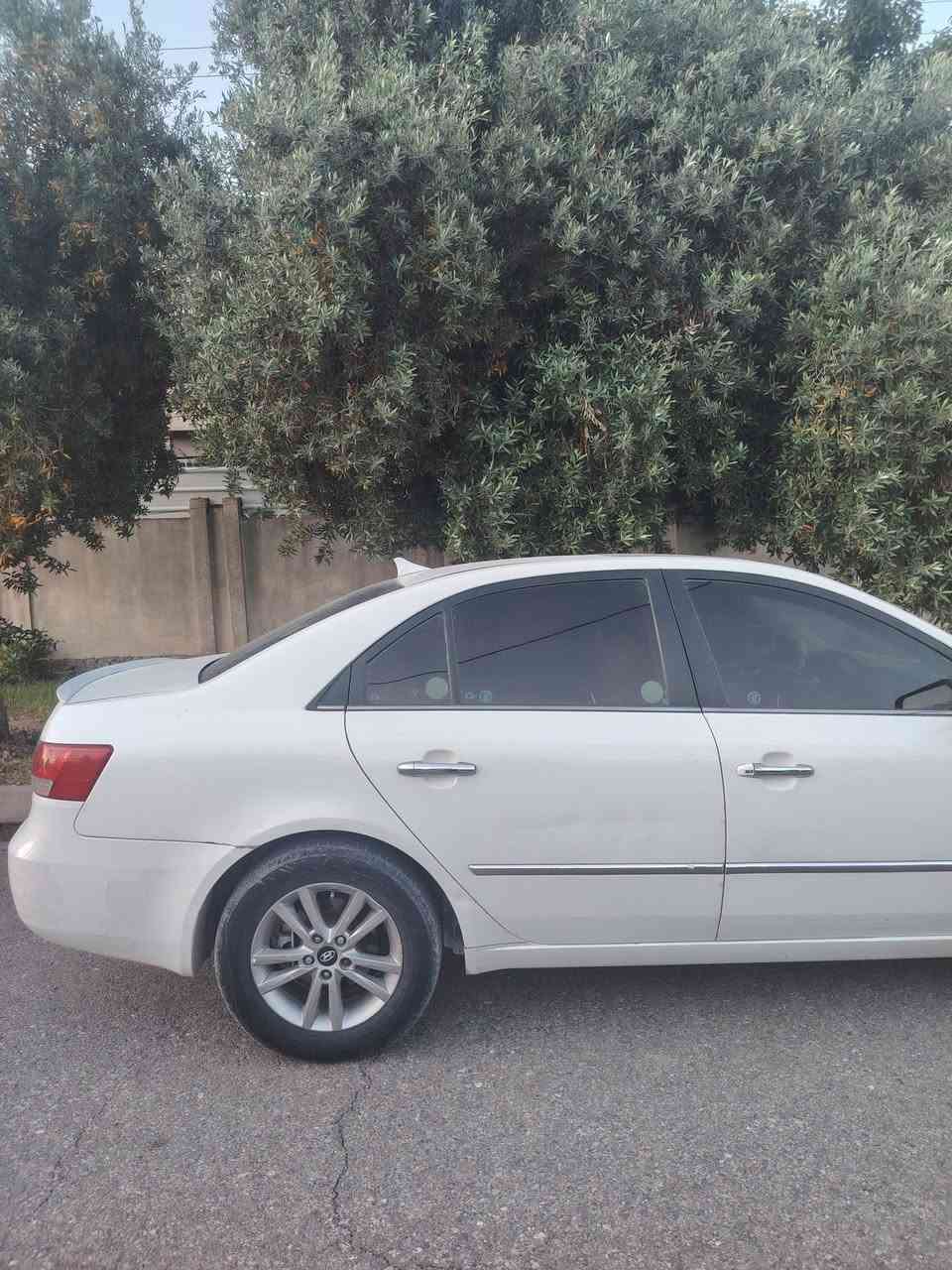 سوناتا مقدس 2008. غير مكصوصه
38 وبيها مجال 
محرك كير شرط

بيها قطعه جاملغ

محرك 6

داخلها حلوة مرتب

فقط الواح

شراي اتصل. مشراي لادور سوالف

***********

مكان الموصل
