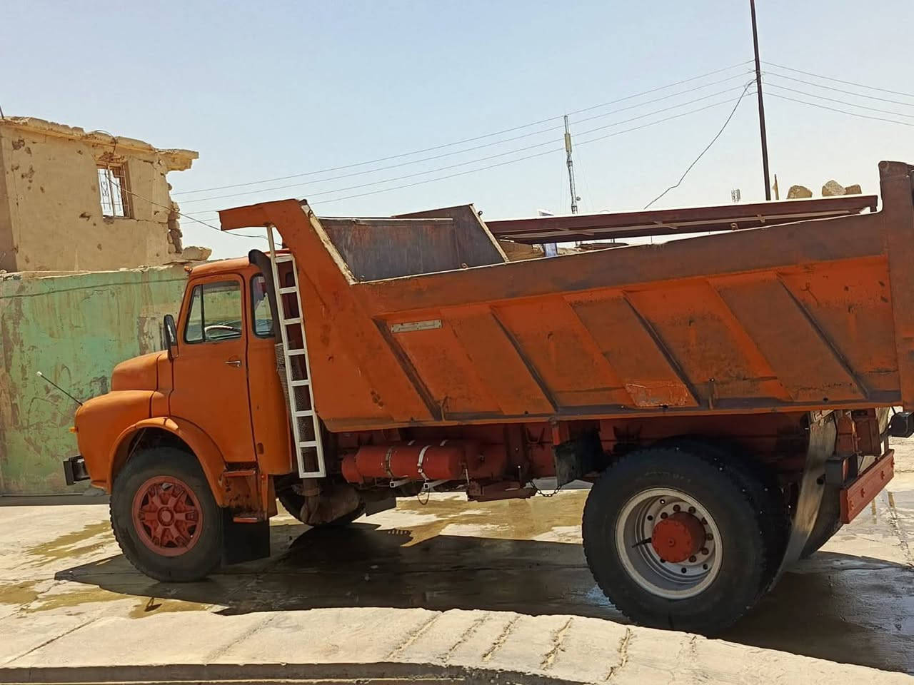 سلام عليكم ورحمة الله وبركاتة مان للبيع موديل 82اي استفسار اتصل ‏‪***********‬‏
