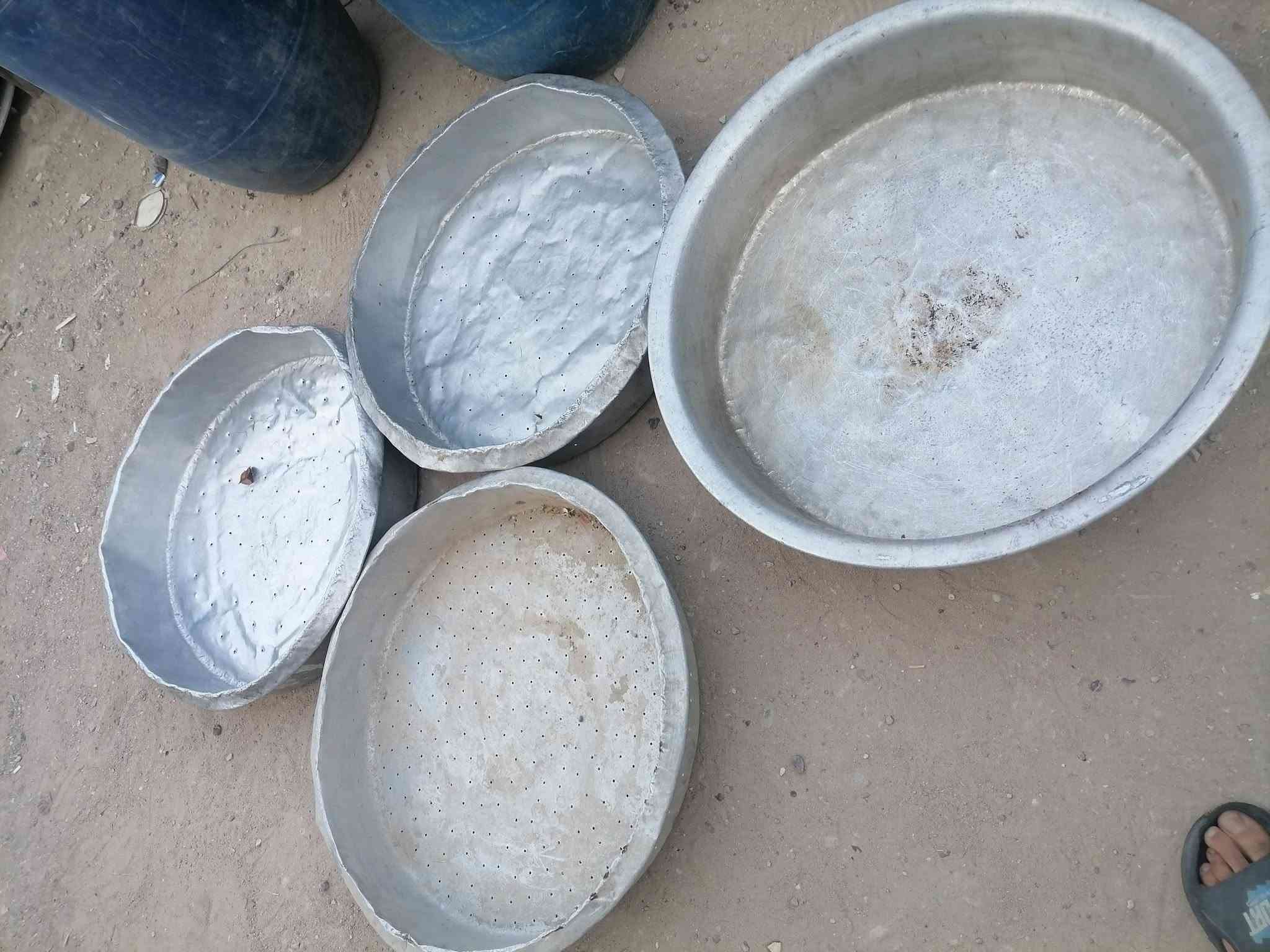 يوجد قزان مختلفه القياس و طباخات بغداد ***********
