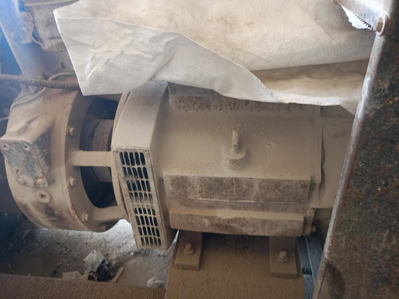 مولده للبيع 25 kv محرك تركتر
للستسفار انتصل على الرقم
***********
***********
