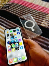 آيفون ١١ برو ماكس • ٢٥٦ • بطارية ٧٥