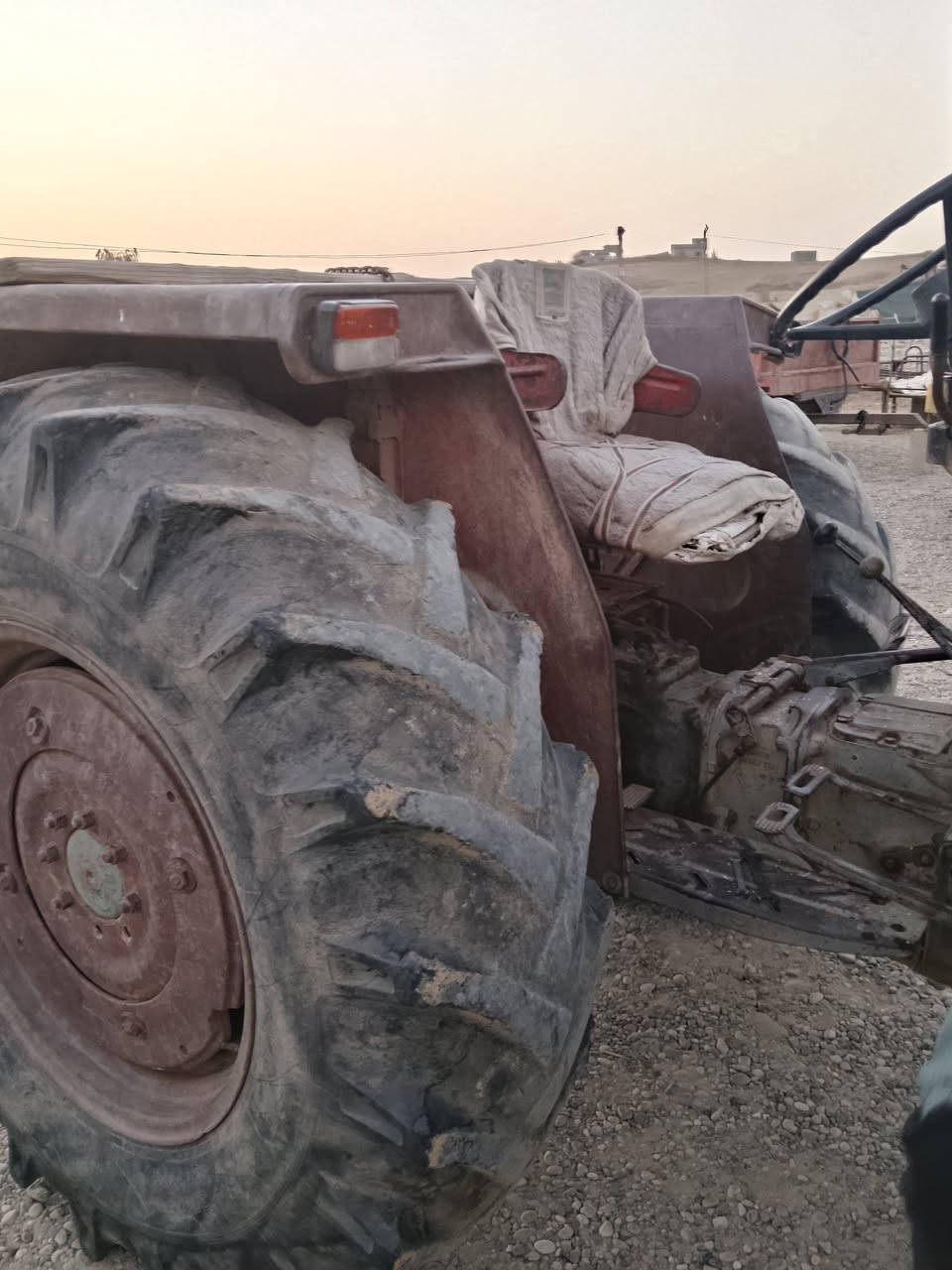 فوركسن 290 محرك گير صدر بم شرط التحويل شرط السعر 9 مليون الرقم الهاتف ***********
