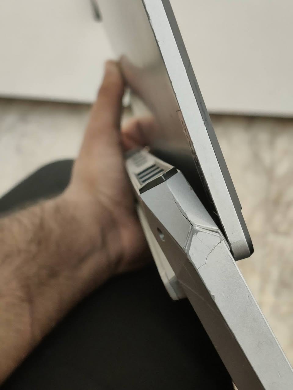 🔥 لابتوب Lenovo LOQ 2025 للبيع 🔥
💻 لابتوب قوي جداً مناسب للألعاب الثقيلة والتصميم والمونتاج

⚙️ المواصفات:
حجم الشاشة: 15.6 inch 
- المعالج: Intel Core i7-13650HX
- كرت الشاشة: NVIDIA RTX 4060 8GB
- الرام: 24GB
- التخزين: SSD 500GB
- النظام: Windows 11 Pro 64bit

🚀 أداء عالي وسريع جداً بدون تهنيك
🎮 يشغل أقوى الألعاب على إعدادات عالية
🎨 مناسب للمصممين والمونتاج

✨ الجهاز نظيف جداً (استخدام خفيف)
🔋 البطارية ممتازة
📦 كامل مع الشاحن الأصلي

للسعر ***********
