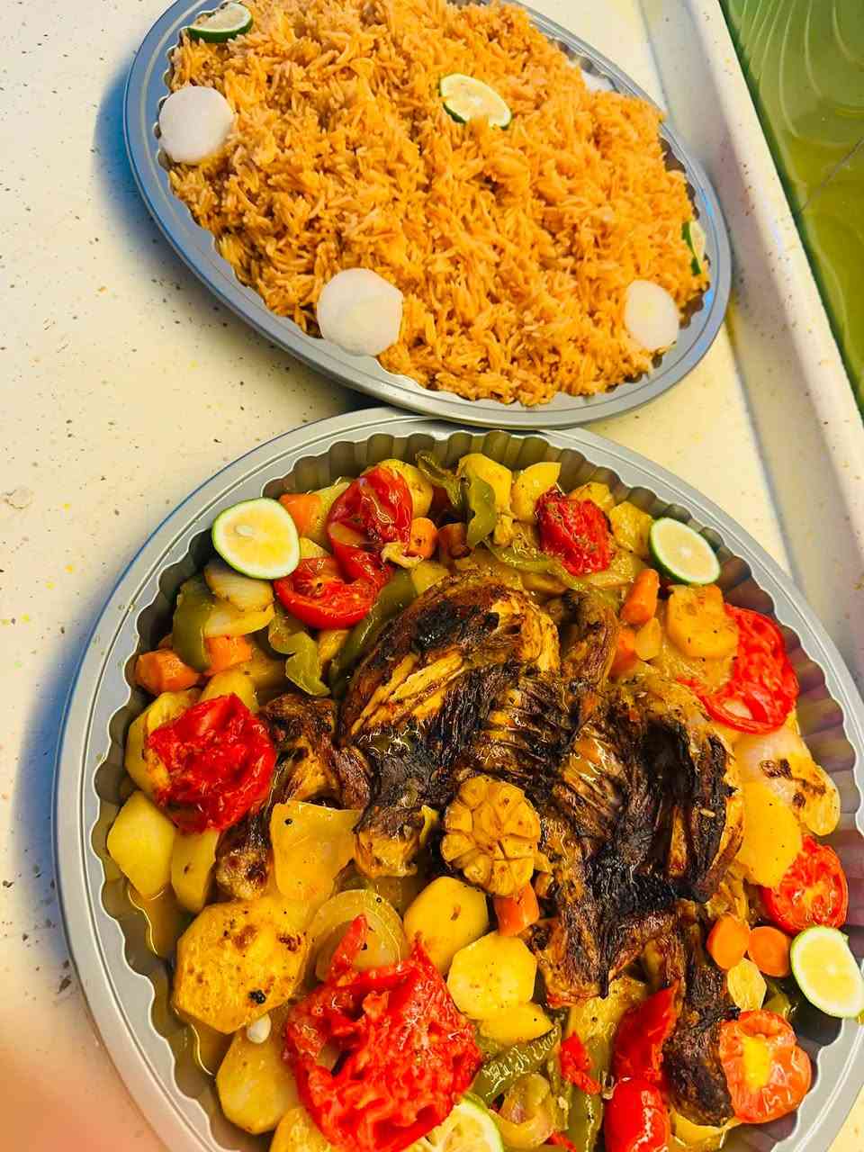مطبخ ام حبيب 👩🏻‍🍳
نفتح الحجز على جميع الكلات والكبب والمعجنات 
تجهيز طلبيه وجبه غدا دجاج بلفرن مع الخضار ورز احمر 
الف عافيه 
متوفر خدمه توصيل 🚚 
رقم الحجز ***********
