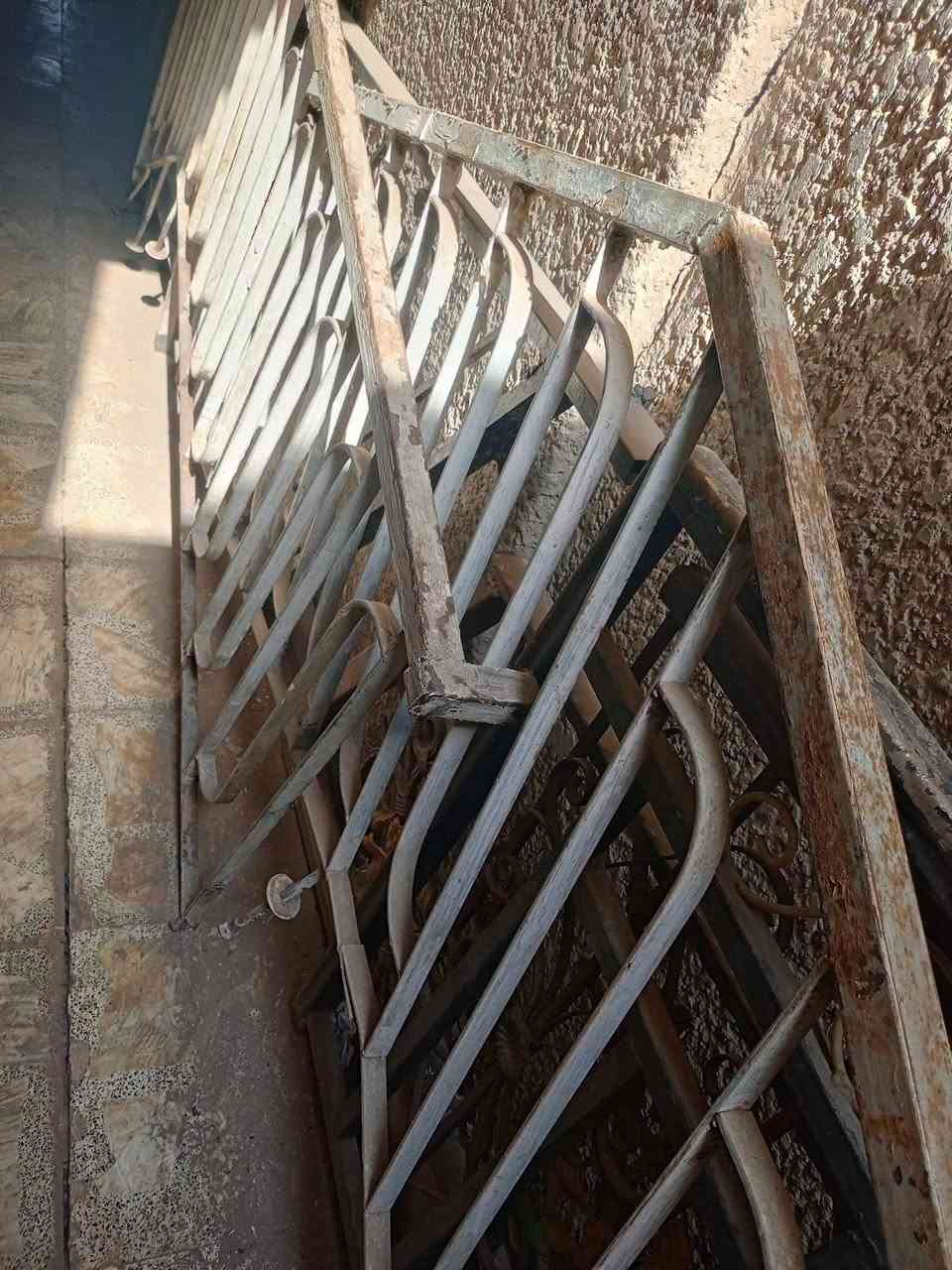#للبيع محجر. 13متر  حديد ثقيل  ونظيف جدا ويوجد خدمه توصيل مكاني بغداد الغزالية
***********
***********
***********
 #العراق #بغداد #الانبار #المتابعون
