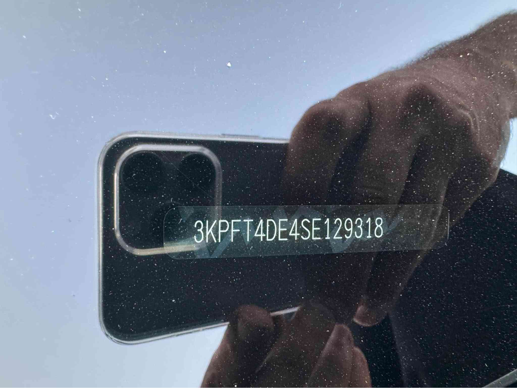 كيا k4 موديل 2025 بابين صبغ سعر 152 ورقه عنوان عقرة 
*********** اكر, نينوى

نص مكتوب في الصور:
- 3KPFT4DE4SE129318