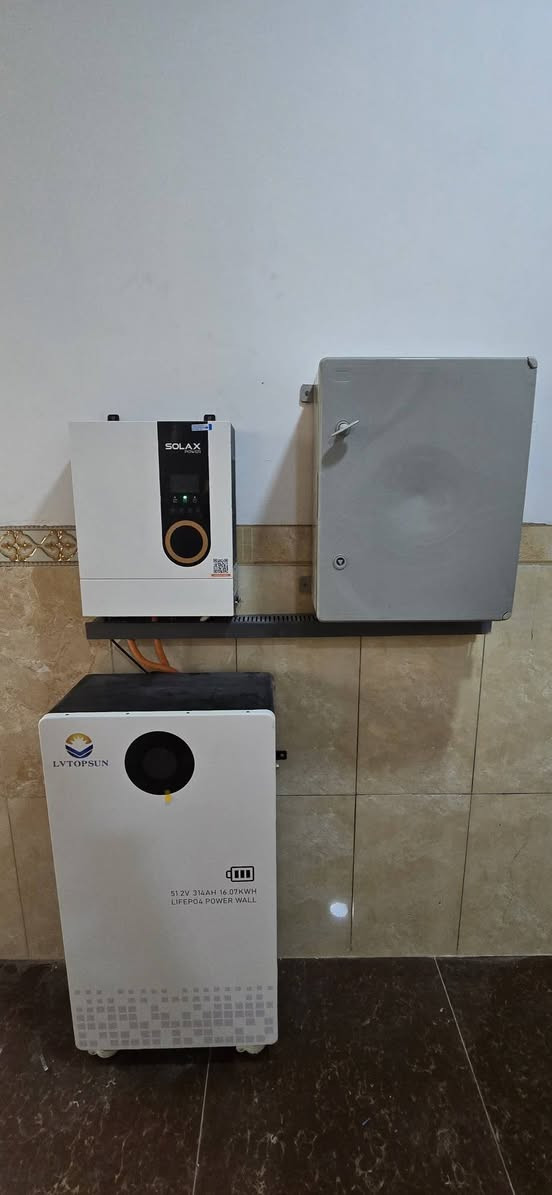 نظام كهروضوئي • ألواح لونجي 650W • بطارية ليثيوم 16KWH