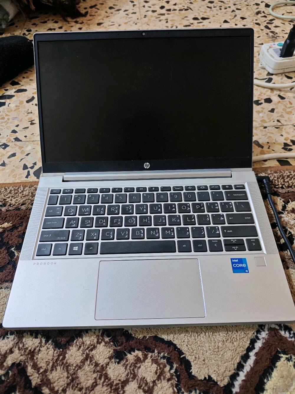السلام عليكم لابتوب hp للبيع
وارد اوروبي نظيفة وما مستخدمة هواي
اذا تريد تستفسر تعال على هذا الرقم بالواتساب 
7765942546