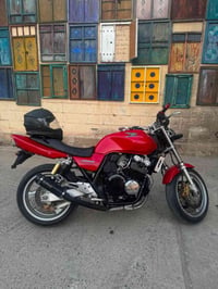 Honda cb400sf 2004 فرۆشتن وەک عەیب و عار یەک عەیبی نیە  دەرەجە یەکی ما...