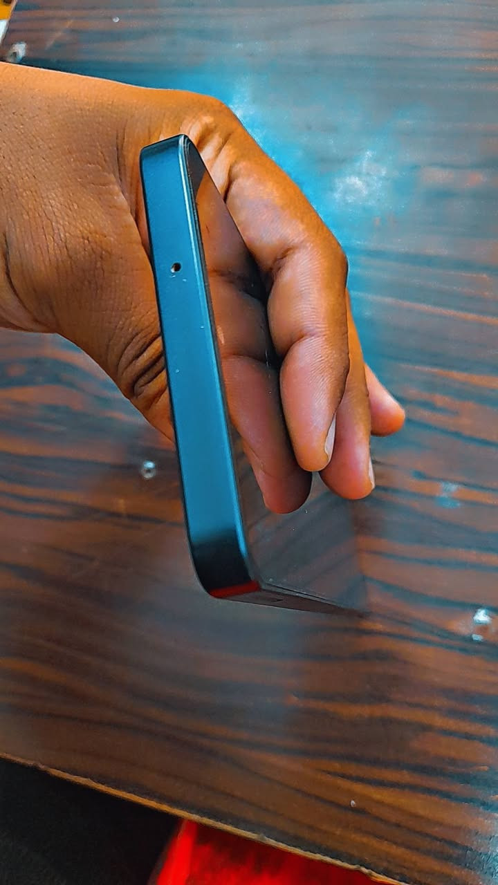 سلام عليكم ورحمة الله وبركاته جهاز البيع A06جهاز نضيف بس شاشه مكسوره ما مفتوح ولا مبدله شاشه سعره جهاز75 وبي مجاي شي بصيط مكاني كاضميه رقم جهاز ***********ذاكره جهاز 64
