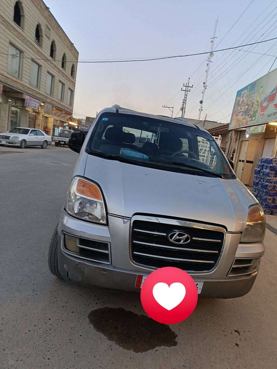 السلام عليكم
#استاركس  سياحي 8 راكب للبيع

گير ومحرك شرط 
سدر جديد تواير جدد 
السياره مصبوغه حزام للجمالية
للأستفسار اكثر ***********

