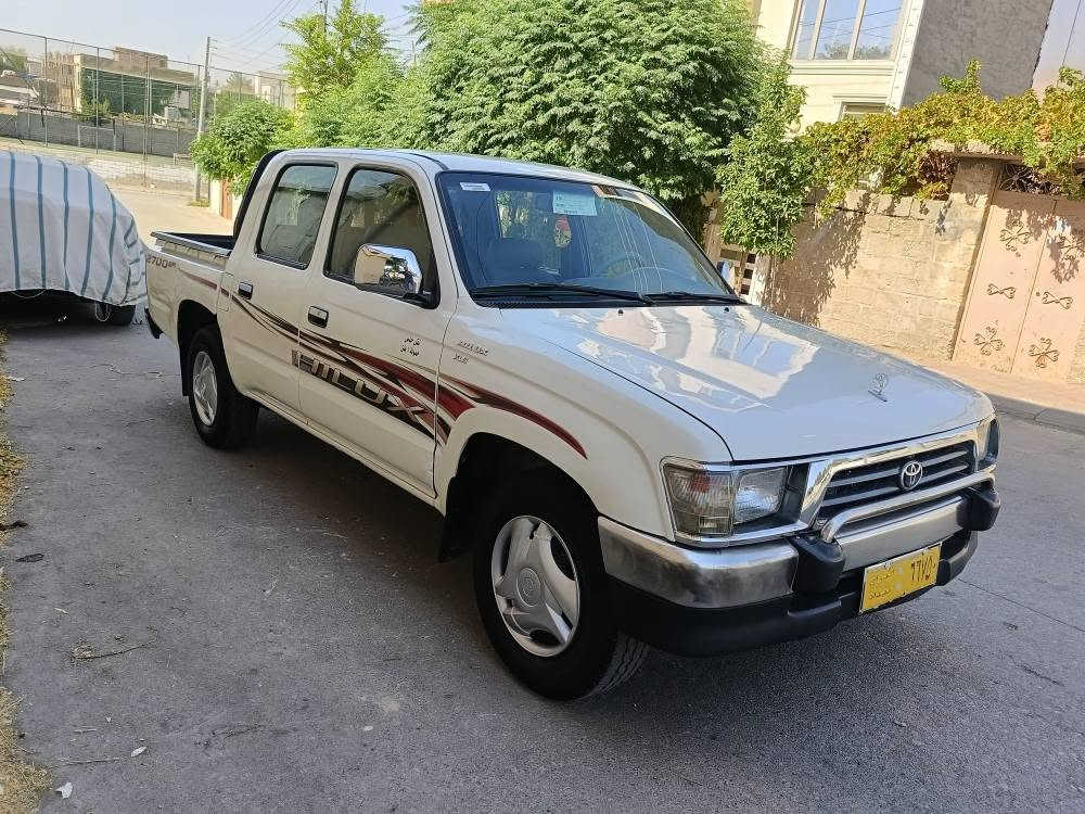 توویتا های لووکس موودل2000تەنهافرووشتن ناووبوورجوارجام کارەبا سلاید مەکینەسپی ناووبوودی تەبرید پاوەر کارەبای کامل اشەکات گیروومەکینەی بەشەرت ئارمی بلاستیک سلیمانی بەشەرتی خرامە دووپاجەبوویاخی هه یە سعری73گەلا کەمیک معامەلەزم*********** السليمانية, العراق
