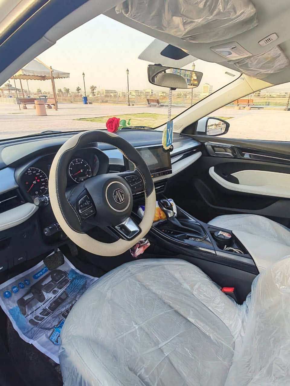 Mg5 للبيع
الموديل :2025
الممشى:26الف كيلو متر
الملاحظات : وحدة فقط بالدوسة حيل صغيرة
سيارة جديدة  
المواصفات المعروفة مال mg
للاستفسار اكثر الاتصال على الرقم ***********
