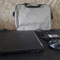 i7-6600U • R7 M360 • كرتين شاشة