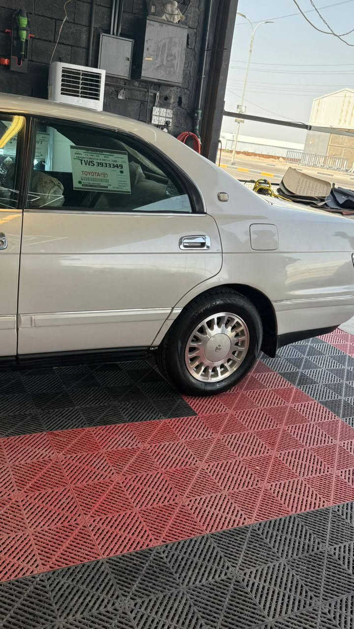السلام عليكم بطه  فصل محرك 2500 مصبوغه جماليه مكفوله كفاله عامه من ضربه وكصه ونقل جثه تخم تأير حداديه تبريد ثلج منضومه جديده كهربائيات شغاله سياره جاهزه من كلشي مكان البصره 
سعر ٦٠ وبيها مجال ***********
