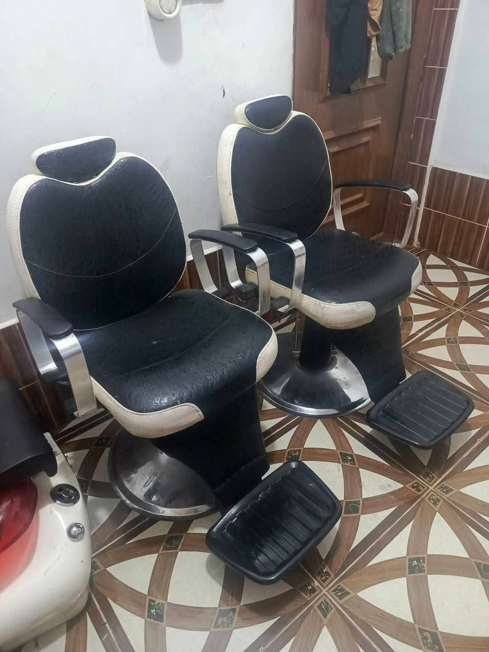كرسي 💺 حلاقة عدد 7 او 9  كلش انضاف شغال  اخو الجديد مع ميز او مرايه
شبح 👻 اكبر حجي بل شبح 👻
الانبار القائم الكرابله 
السعر 
ع خاص 
او وتساب 
او ع رقم 📱
رجانه 
***********
