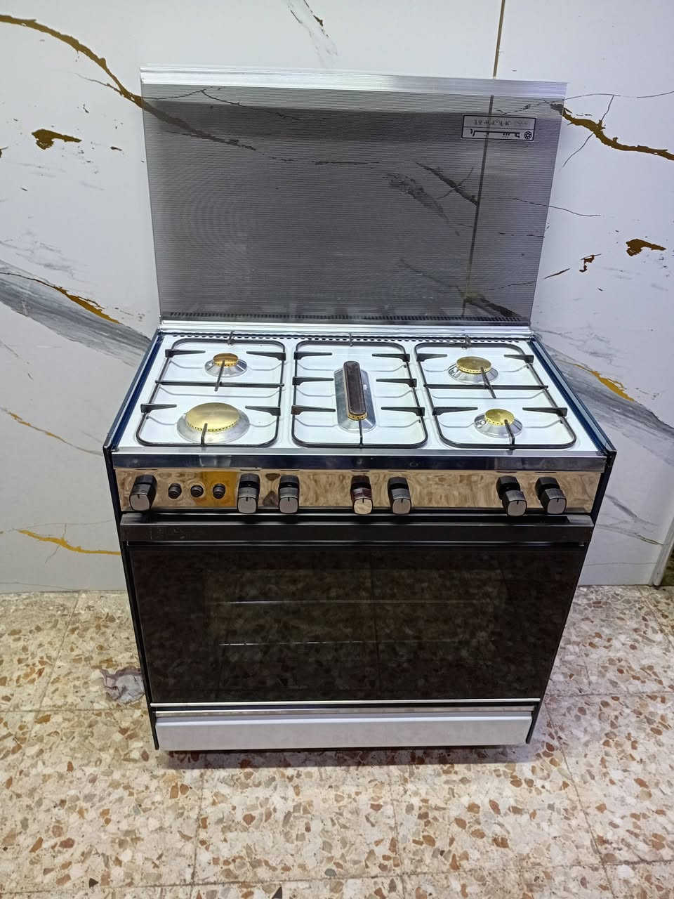 طباخ عشتار درجة والاولى للبيع
الستفسار النصال وتساب 

***********
