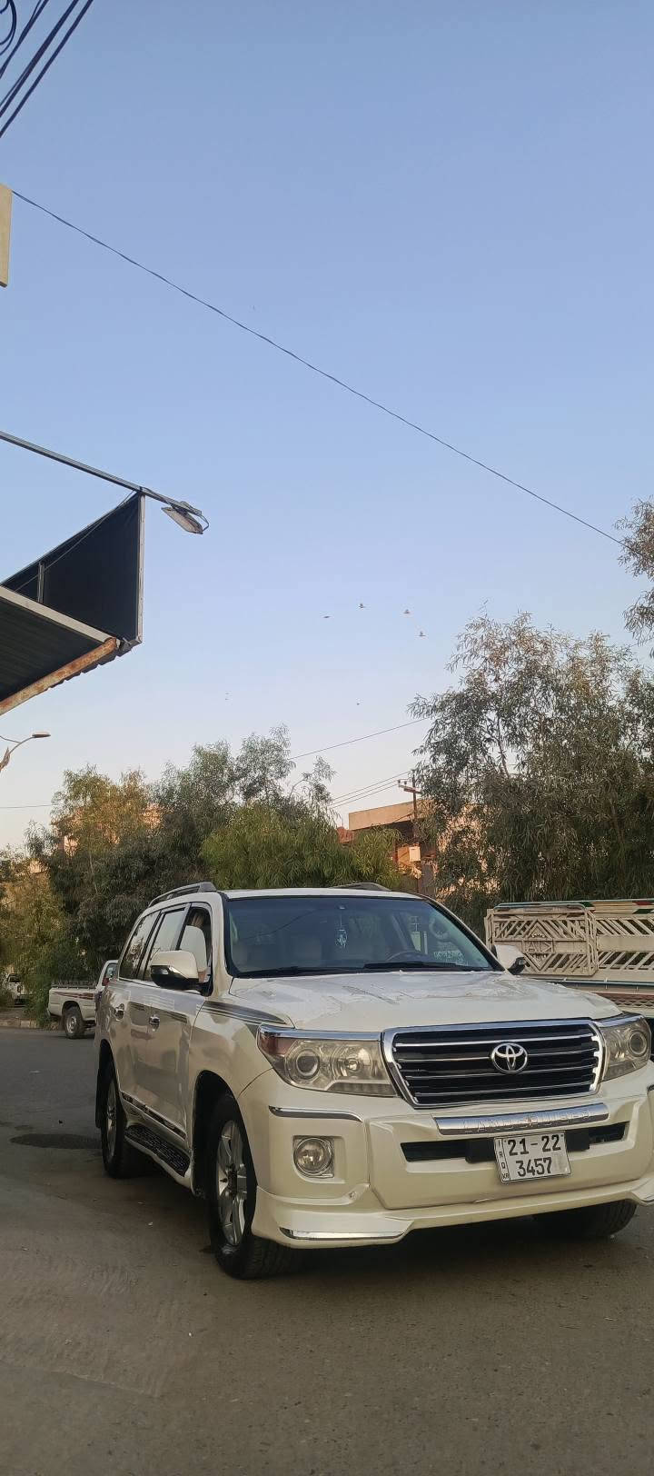 بؤفرؤشتن يان گؤرينه وه وه نه وشه مؤدئل ٢٠١٠ لؤك لؤكه داعامى بؤداعامى به شه رت ئي مالى خؤمه نموونه يه بئ ده عمو لئ دراوى جوار تايه ى لؤكه گئرو مه كينه ى به شه رت گئر ئؤتؤ ماتيكه ده بل ئه كسل به شه رت نموونه يه كامل شكلى كراوه به ٢٠١٦ سلايته ناوزه رد قه پات مواسه فاته بؤپه يوه ندى *********** كؤدى هه يه و باركؤديشمان وه رگرتووه

نص مكتوب في الصور:
- aiubnawzad