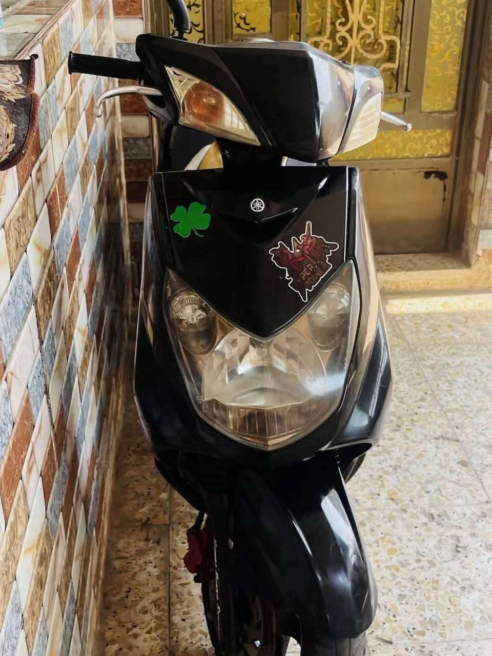 السلام عليكم سكنس فحل للبيع كابريتر دراجه بلاديه ونصبتها حلوه المكينه مكفوله خرسه دراجه كلشي مابيها جديده العنوان الحسينيه الاستفسار ***********
