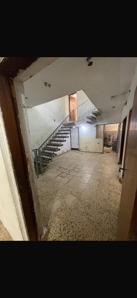 السلام عليكم بيت ١٦٠ متر للبيع طابو صرف العنوان مدينة الشعله قطاع ١٢ خلف جامع الجوادين ‭
***********
