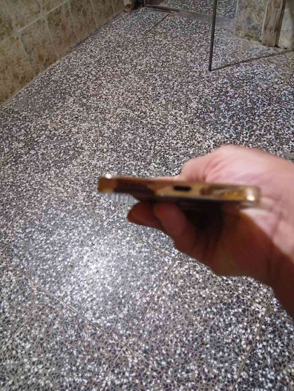 هونر x9d ماروني كامل الاغراض ذاكرة ٢٥٦عشوائية ١٢ مكاني بغداد مدينة الصدر السعر ٤٢٥الف موبايل ***********
