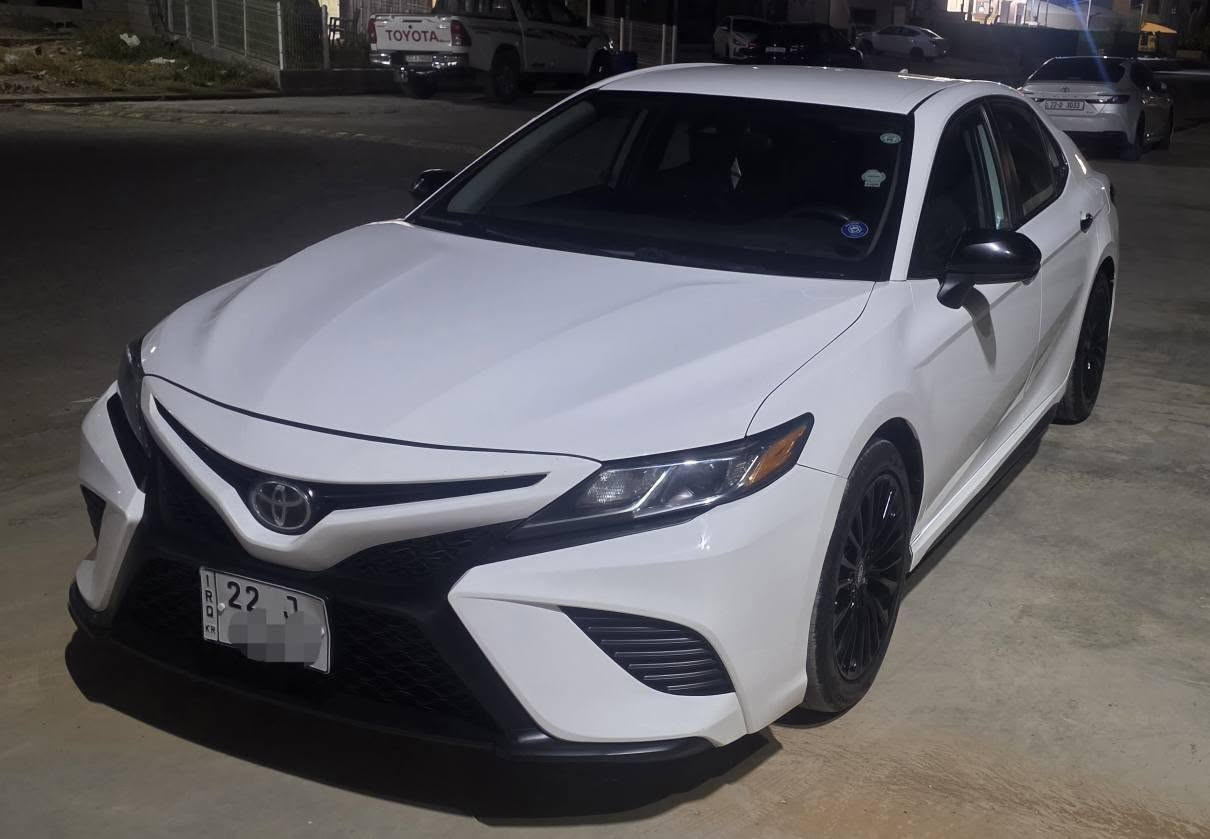 TOYOTA CAMRY 2019se
سەیارەیەکی زۆر زۆر جوانە و بێ کێشەیە
گێر و مەکینە و تەقە و رەقە بە شەرتە و یەک دیناری مەسرەف نیە 
یەک پارچە سبوخە
دوو پەڵەی پی دی ئاڕی هەیە 
سەنەوی بەناوی خۆمە 
شوێن هەولێر 
٩٦٠٠٠مایل ڕۆیشتیە 
نرخی ١٧٧  $ وەرەقە 
وەتساپ و رەقەم : 
***********
ئەوەش رەقەم شانسیە
4T1B11HKXKU742222 أربيل, العراق
