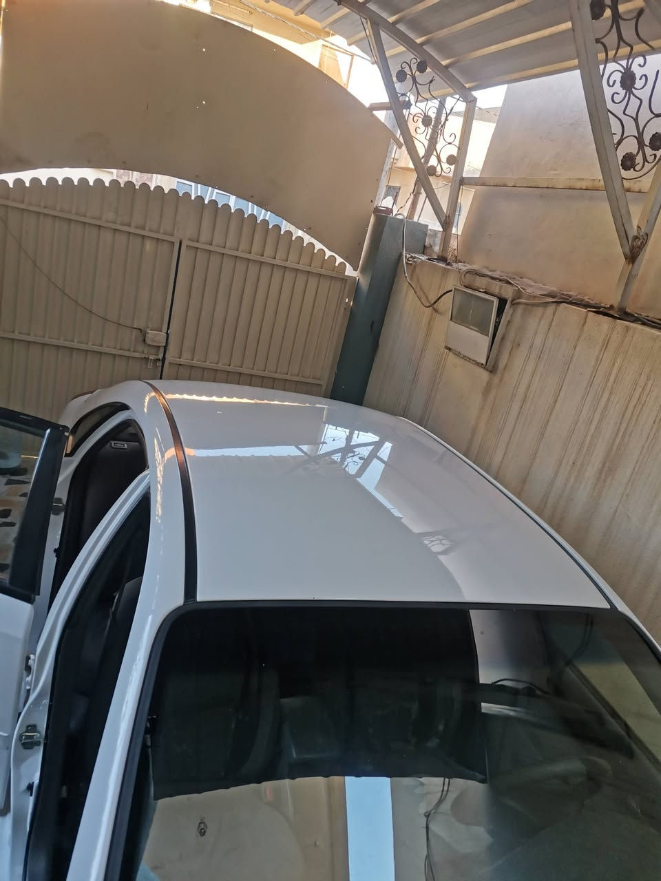 اوبترا ٢٠١١ • بدون ضربه • دواخل جديده