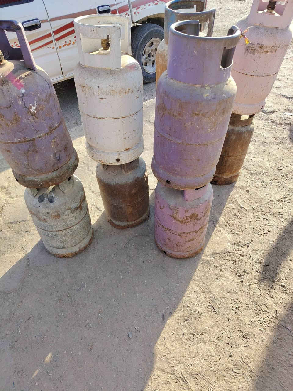 يوجد دباب غاز عراقي فارغ سعر دبه 60 عنوان ناصريه شطره ***********
