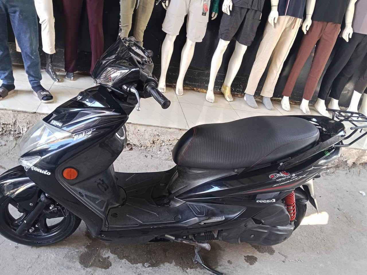 سلام عليكم سكنس فحل طلاعات لبيع سعر 16ورقه بيها مجال مكان بعقوبة السوك ‏‪***********‬‏
