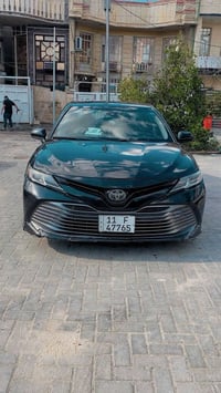 كامري/2018🇺🇸 وارد/امريكي🔥🇺🇸 مواصفات/LE🇯🇵 حادث/بنيد وجاملغ كلير مع بارد...