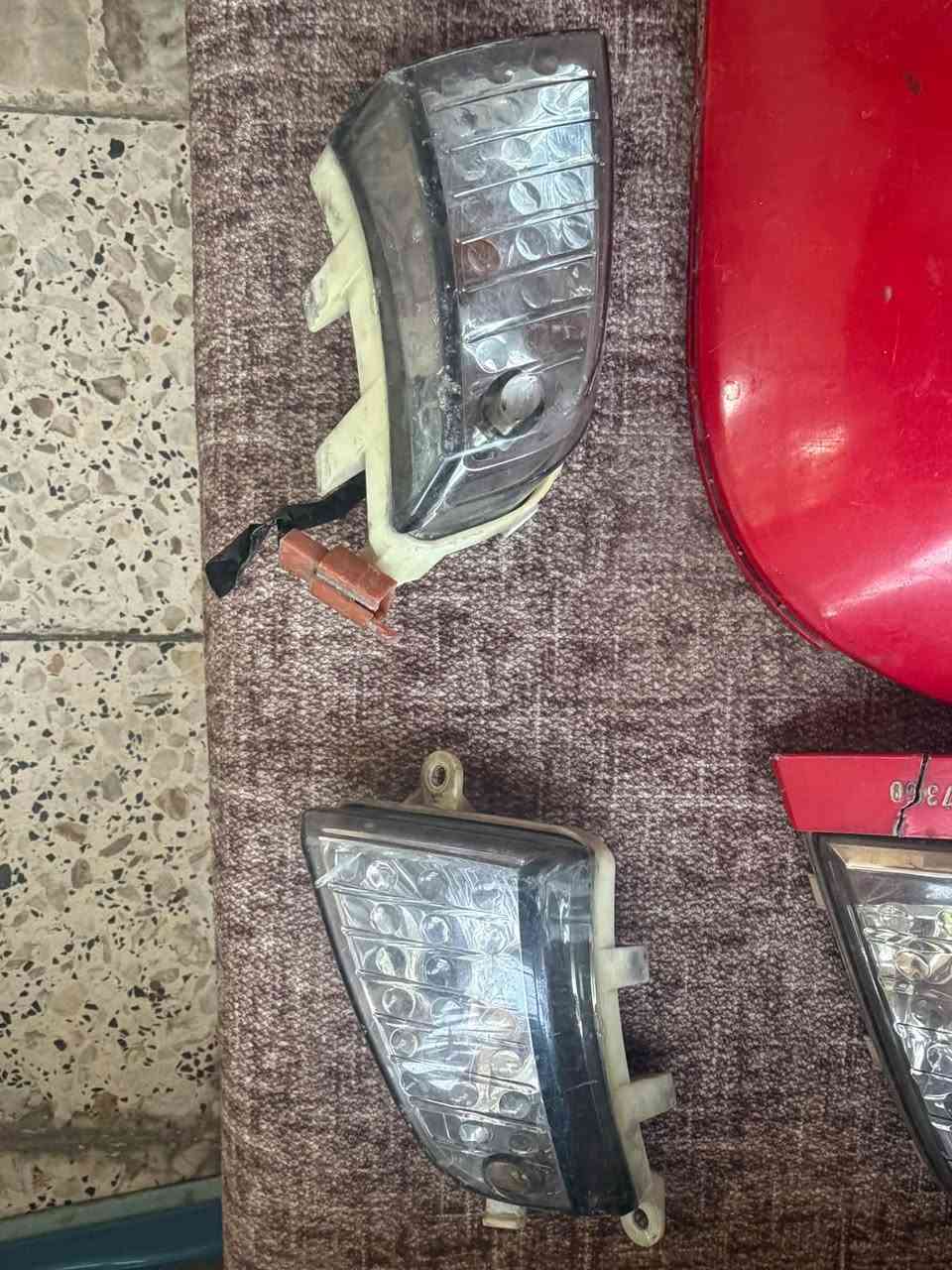 كفر بوليس الصفاح اصليات وختم وجاملغ اصلي هم ختم ومازده اصليه واشاير الاربعه امامي خلفي كلهن مال تفصيخ اصليات سعره كلهن 50 قفل مكاني بغداد رقمي ***********
