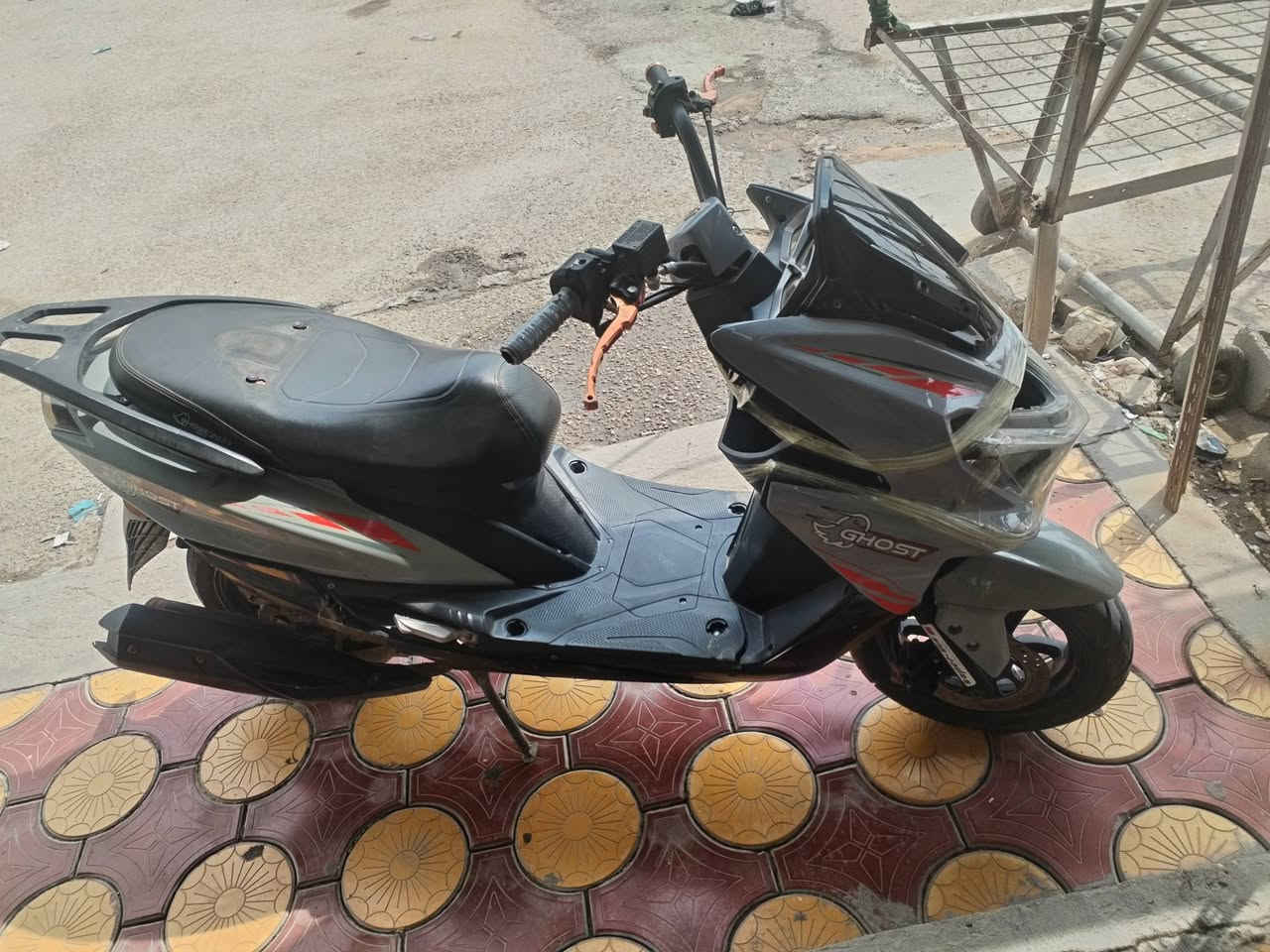 دراجه لبيع 400الف وبيه مجال مكاني حله. قضاء الكفل رقمي ***********..... ***********
