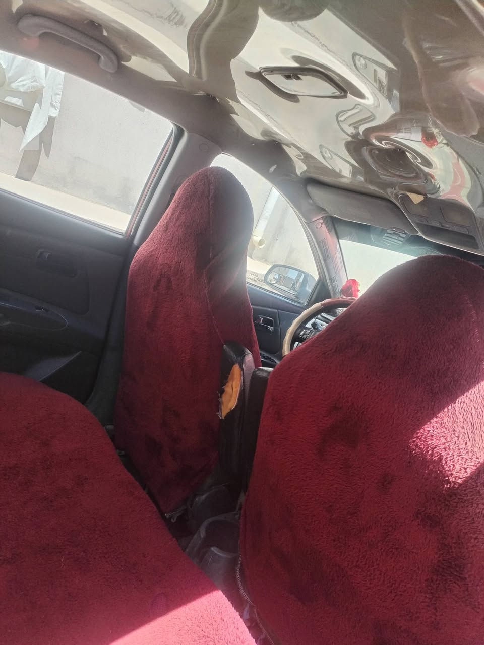 كيا ريو برايد محرك 16 للبيع وليس مراوس المكان ناحية القيارة رقم تلفوني ***********
