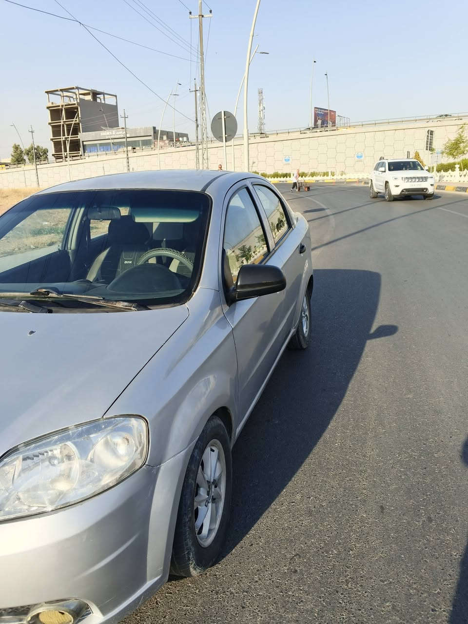 افيو باسمي 2007 تبريد ثلاجة خمس قطع تصليح وصبغ محرك وكير خير من الله السعر 60 ورقة وبيها مجال مكاني موصل الملايين ***********
