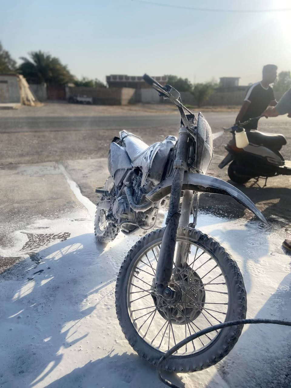 دراجة crx akr 250 2024 للبيع دراجة فول نضافه نقصها لزكات وهاهية سعرها 600 بيها مجال 
***********

