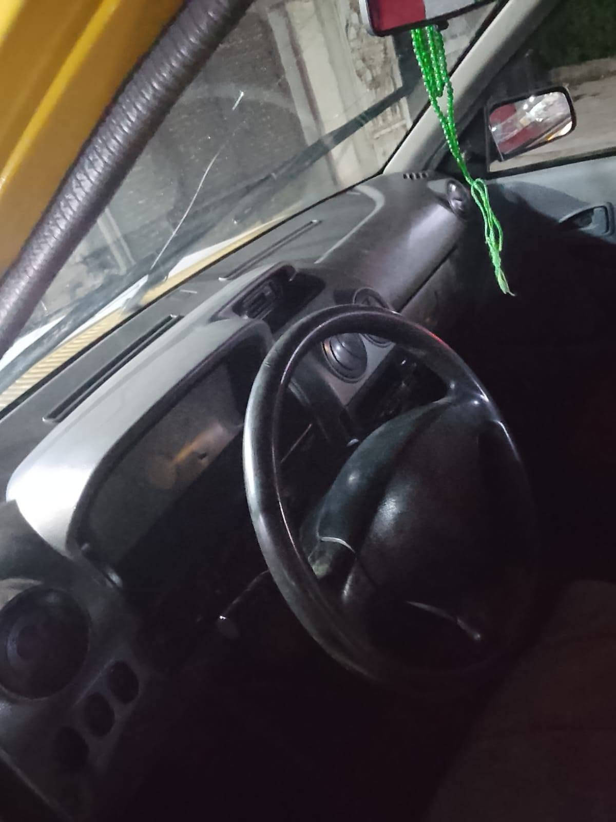 السلام عليكم
سايبا
موديل 2015 
 مكينة جيدة جدا 
كير جيد جداً
 صدر جيد جدا 
كشر نظيف
 شواصي شركة 
تخم تاير جديد 
كهربائيات كلة شغالة 
دواخلة جديدة 
صفاح موس 
دوشمة جديدة 
سنويه نهاية 2028 
 هيئه امصفرة
 غرامات امصفرة 
سعرة 24 $
العنوان بغداد
الرقم ***********
