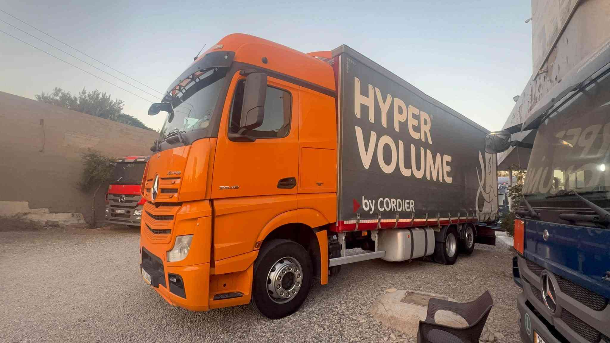 ماشاءألله
أكتروزوحش
موديل ٢٠١٨
سقف وسط
حجم ٢٥٤٨👁️📦
فول مواصفات 
رقم سليمانيه 
سياره مكفول كفاله عامه
مكان سليمانيه معرض عوزيري
***********📞
