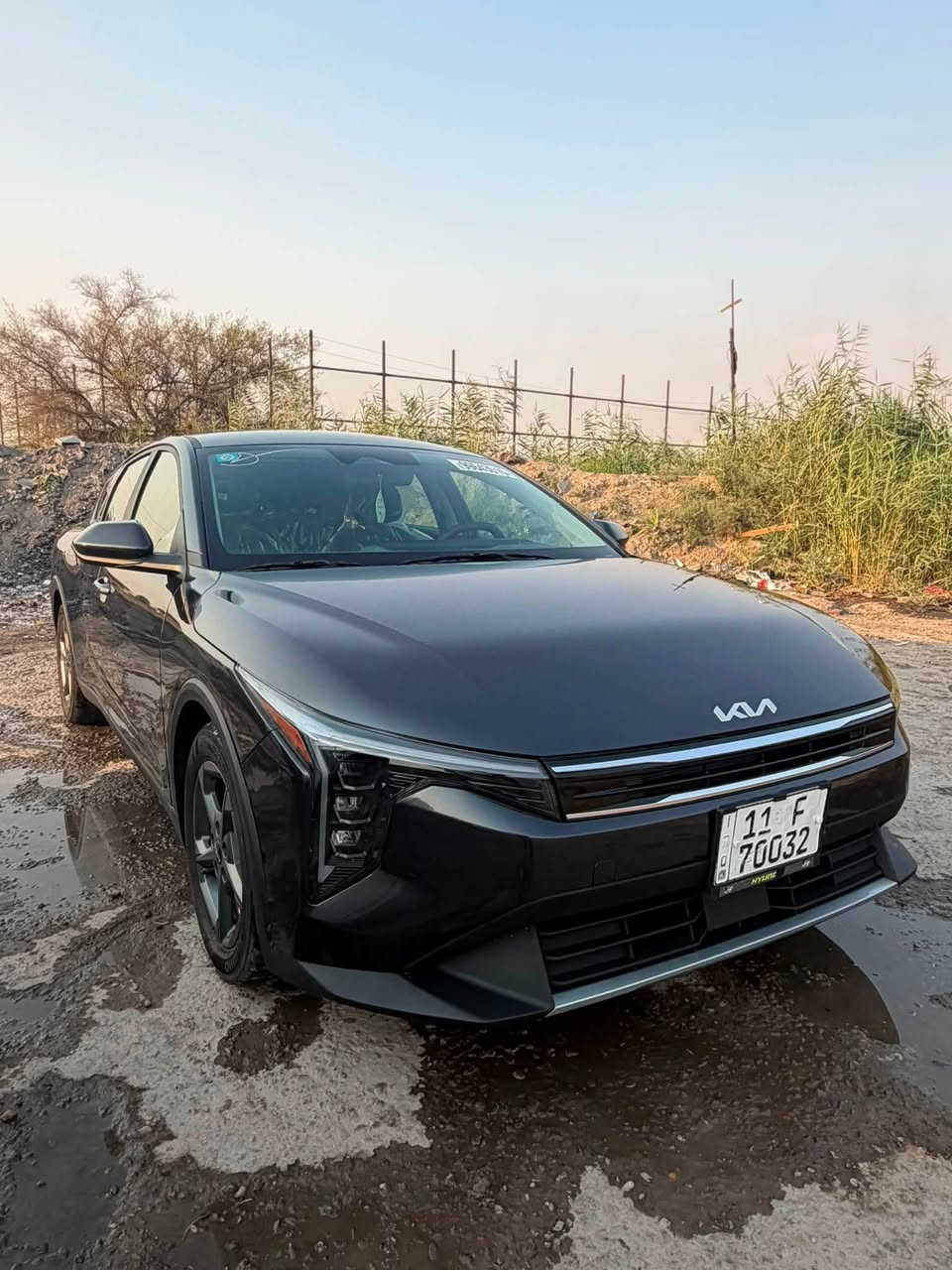 السلام عليكم
KIA K4 2025 

لون فيلي (اسبنتي) 

المواصفات 

محرك 2000 دوش  

بصمة 

تشغيل عن بعد 

ترحيب 

شاشه دجتل متصل 

دخول ذكي 

بكلايتات لد

شاشه جبيرة 

اوتو هولد 

كامرة دواره 

بصمه صندوك 

سايد بريك كهرباء 

رادار امامي 

رادار جانبي 

رادار خلفي 

لد امامي 

لد خلفي 

تحديد مسار 

توقف ذاتي 

اوتو ستوب 

وضعيات قيادة نورمال وسبورت 

وبعد بيها هواي مواصفات 

حادث دعامية فقط 🔥🔥🔥🔥

سيارة جاهزة وكاملة وبآسمي ورقم بغداد ترقيم جديد 

السعر177 ورقة وبيها مجال كلش بسيط 

مكاني بغداد الزعفرانية 

للاستفسار الاتصال ***********
