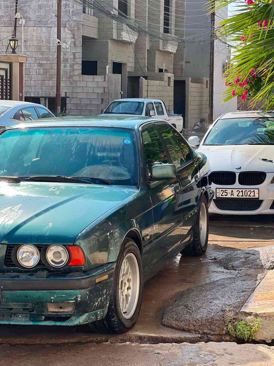 بي ام حجم 530 للبيع موديل 1995 حجم محرك 30 V8 سياره فول مواصفات كير توماتيك محرك كير شرط طخم تايرات جديد طخم امامي وخلفي جديد سياره جاهزه 
سياره بسمنه رقم جديد مسطره نينوى 
مكان موصل
فقط بيه ملاحظه بوند ودعاميه يرادله صبغ 
سعر 68 وبيه مجال 
***********
