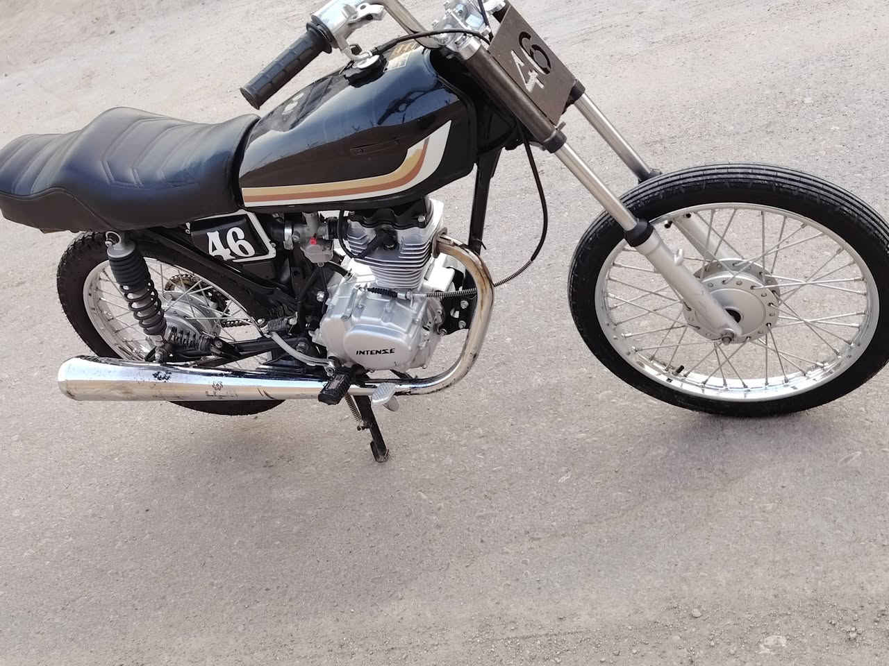 دراجه بدون وراق شاصيها 23بلاد تعميره 25 بس ولفات دراجه والله العظيم مال جني سعر550قفل***********
