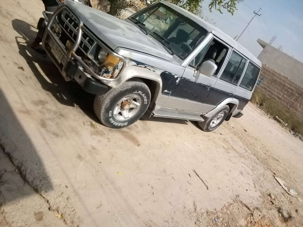 سلام عليكم كالوبر دفع رباعي موديل91 كهربايات كامله سنويه ساقطه بيه خيط دخان للبيع 33 وبيه مجال المكان بعقوبة للتواصل ***********
