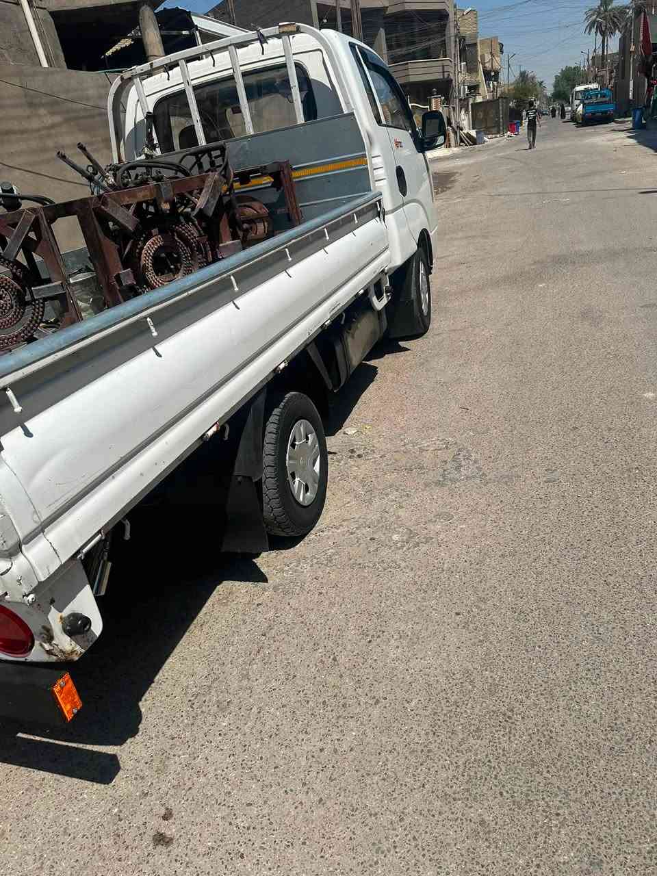سلام عليكم كيه  لبيع مديل ٢٠٠٨ نضيفه مكينه شاصي مكفولات رقم بغداد بسمي تحويل ثاني يوم رقم انكليزي 
العنوان بغداد الكماليه رقم ***********

