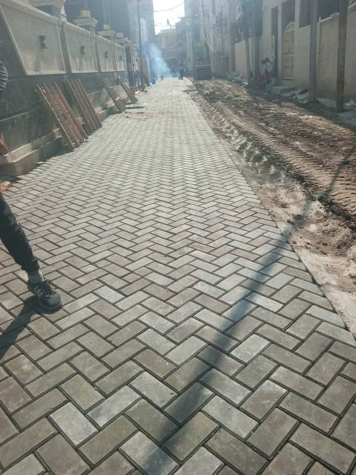 🔥 سلام عليكم 🔥
🏗️ تنفيذ جميع أعمال المقرنص والتشطيبات الحديثة بأعلى دقة وإتقان
🪓 عمل مقرنص
⚒️ عمل كابات
🔨 عمل أرصفة
🚧 عمل ساقيات
📎 عمل مرمر
🔩 عمل بورسلين
🧱 عمل كاشي
⚔️ عمل كربستون
🎨 عمل نقشات وديكورات حديثة
✅ السرعة في الإنجاز
✅ الدقة في العمل
✅ أسعار مناسبة
✅ كادر متخصص وخبرة مميزة
📍 نعمل في بغداد وجميع المحافظات 🇮🇶
📞 للحجز والاستفسار:***********
